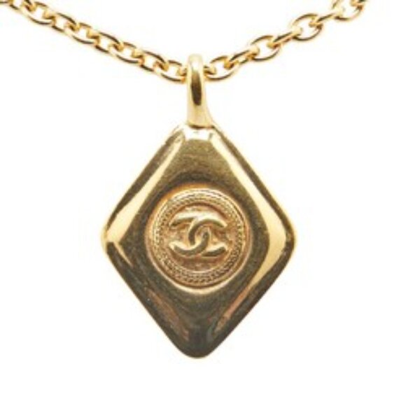 Chanel Coco Mark Diamond Motif Necklace - Picture 9 of 15